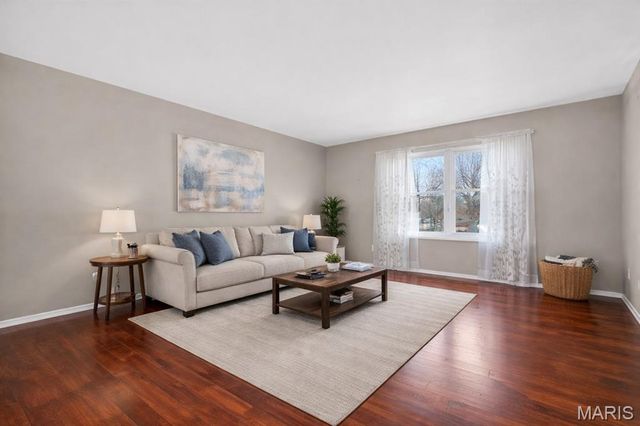 35 Deborah Drive, St Peters, MO 63376