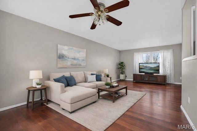 35 Deborah Drive, St Peters, MO 63376