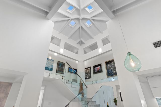 165 Bayview Drive, Lower Matecumbe, FL 33036