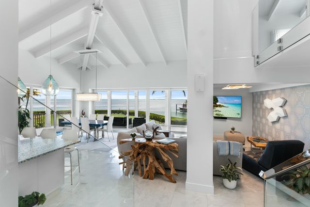 165 Bayview Drive, Lower Matecumbe, FL 33036