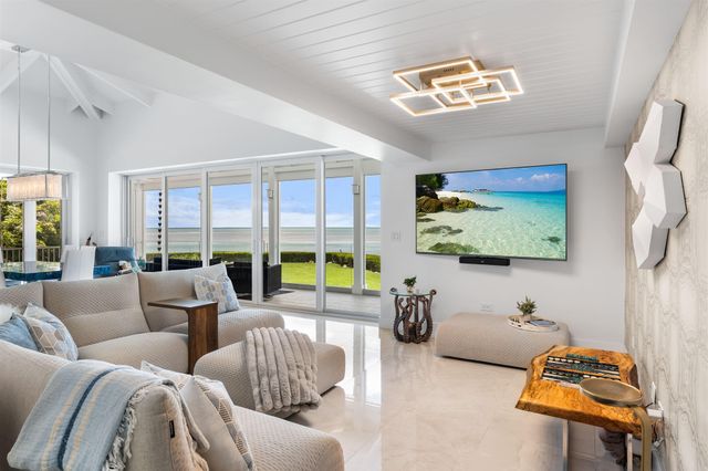 165 Bayview Drive, Lower Matecumbe, FL 33036