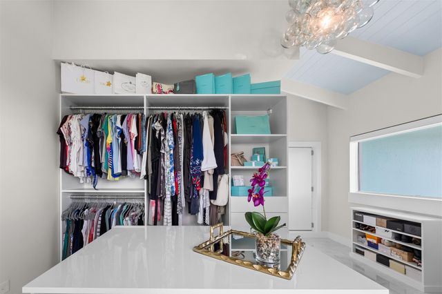 165 Bayview Drive, Lower Matecumbe, FL 33036