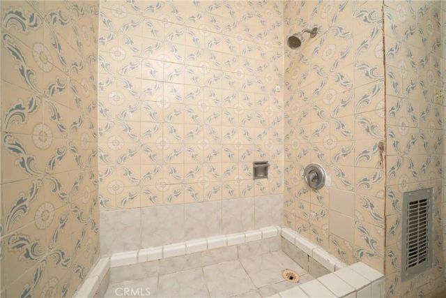 1644 W Wisteria, Santa Ana, CA 92703