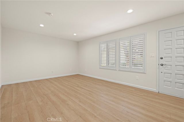 9833 Karmont, South Gate, CA 90280