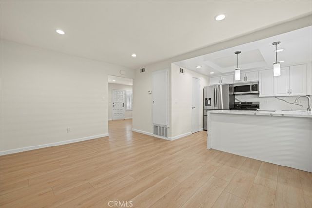 9833 Karmont, South Gate, CA 90280