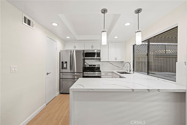 9833 Karmont, South Gate, CA 90280