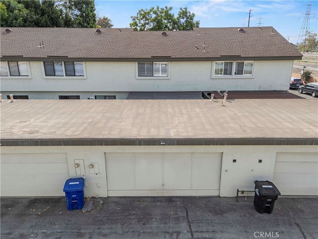 9833 Karmont, South Gate, CA 90280