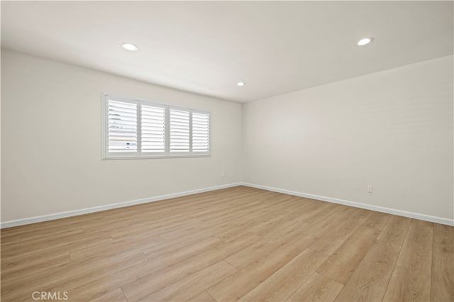 9833 Karmont, South Gate, CA 90280