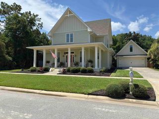 10692 Squall Line Rd, Pensacola, FL 32507