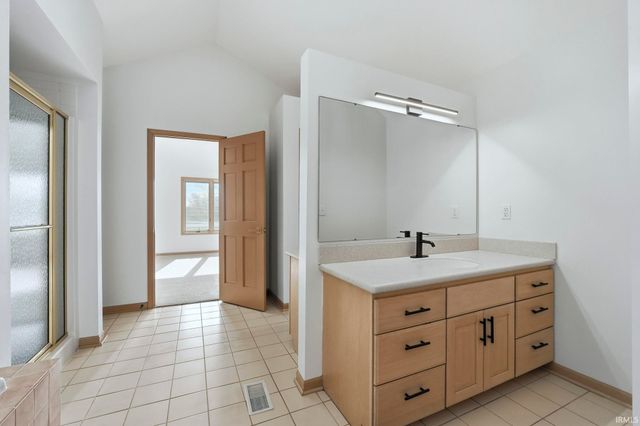 5526 Tunbridge Crossing, Fort Wayne, IN 46815