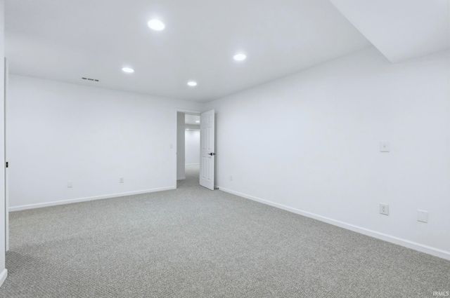 5526 Tunbridge Crossing, Fort Wayne, IN 46815