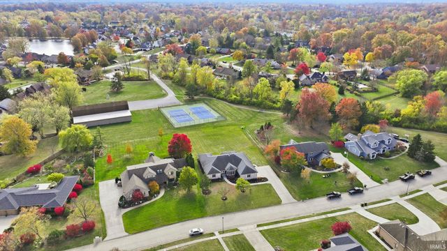 5526 Tunbridge Crossing, Fort Wayne, IN 46815