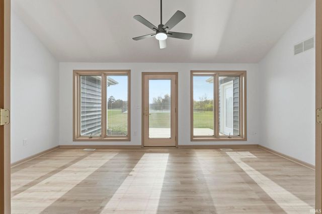 5526 Tunbridge Crossing, Fort Wayne, IN 46815