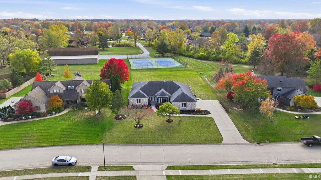 5526 Tunbridge Crossing, Fort Wayne, IN 46815