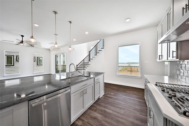 4408 Anthony Court Lane, Seabrook, TX 77586