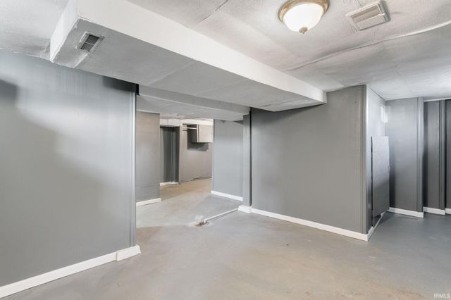 712 W Calvert Street, South Bend, IN 46613