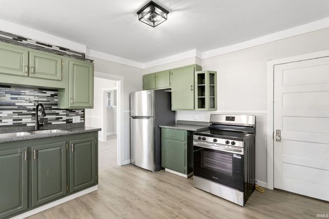 712 W Calvert Street, South Bend, IN 46613