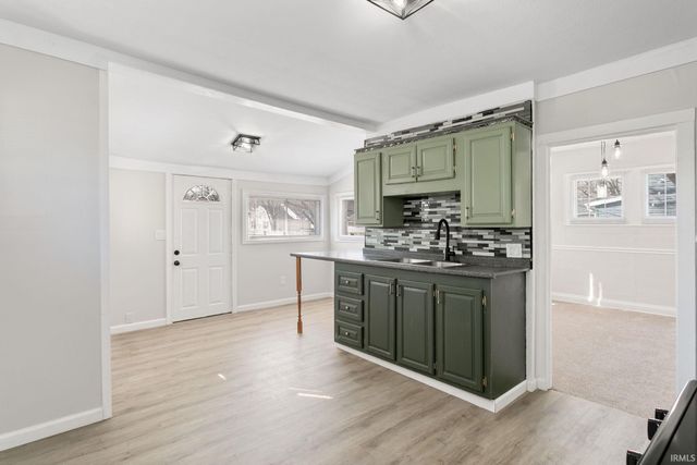 712 W Calvert Street, South Bend, IN 46613