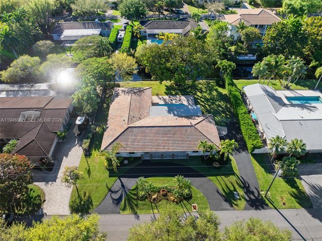 13060 SW 70th Ave, Pinecrest, FL 33156