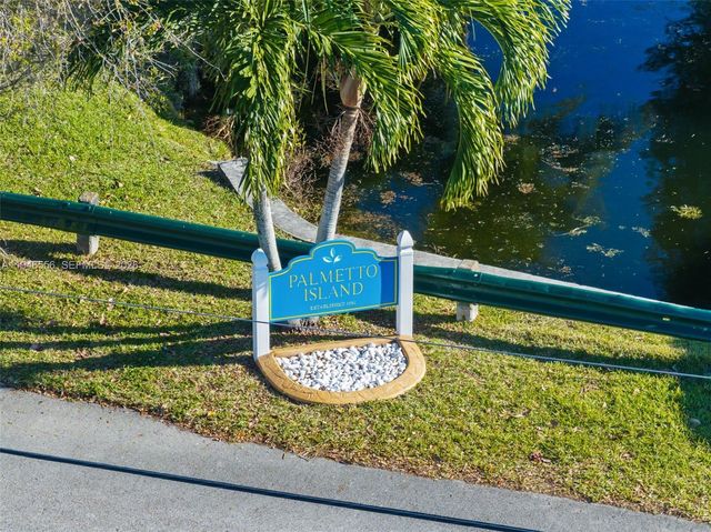 13060 SW 70th Ave, Pinecrest, FL 33156