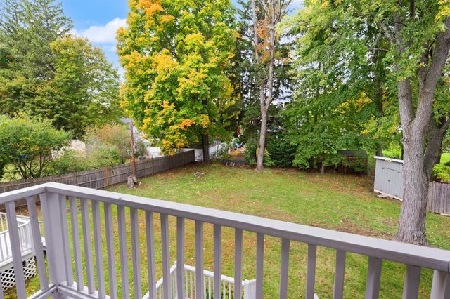 14 Stratford Rd, Natick, MA 01760