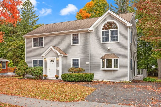 14 Stratford Rd, Natick, MA 01760