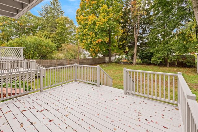 14 Stratford Rd, Natick, MA 01760