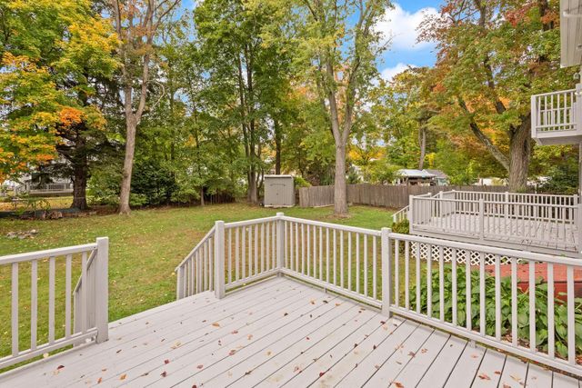 14 Stratford Rd, Natick, MA 01760