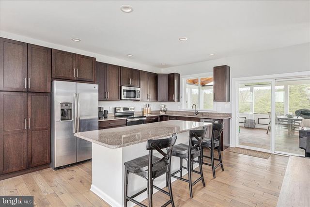 230 CONIFER LN, Winchester, VA 22602