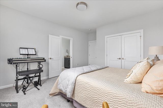 230 CONIFER LN, Winchester, VA 22602