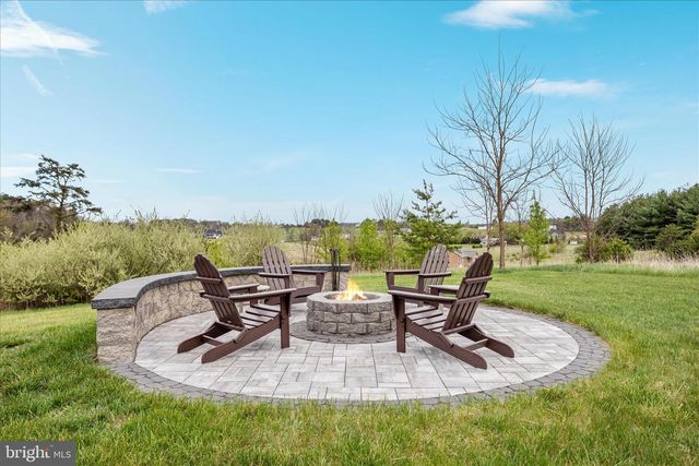 230 CONIFER LN, Winchester, VA 22602