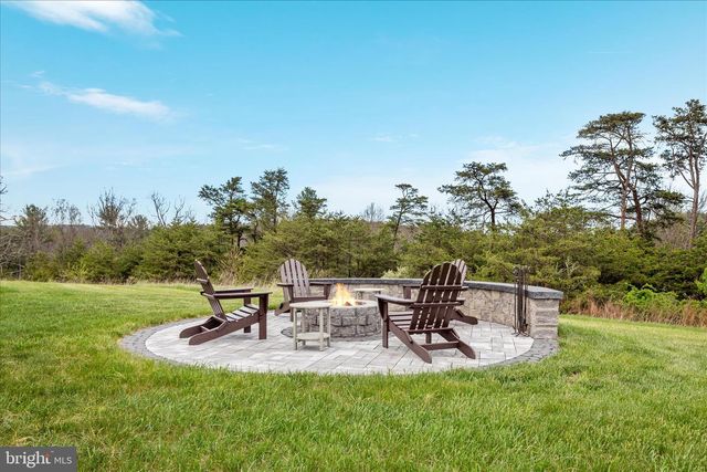 230 CONIFER LN, Winchester, VA 22602