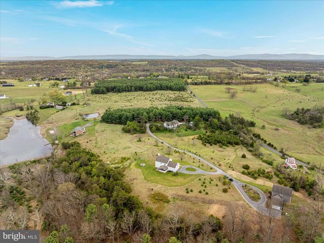 230 CONIFER LN, Winchester, VA 22602