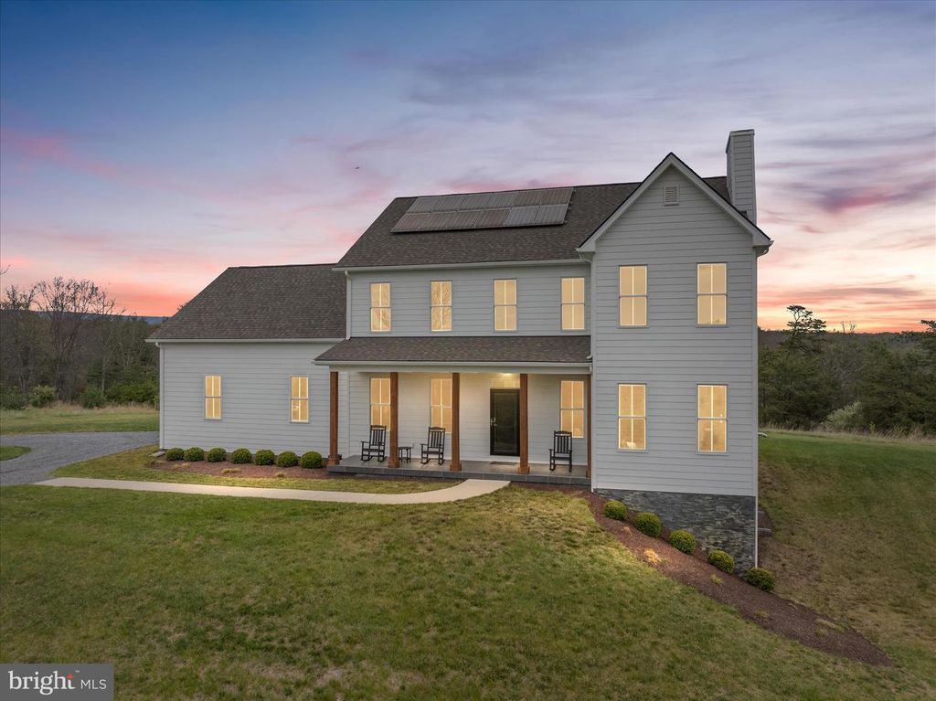 230 CONIFER LN, Winchester, VA 22602
