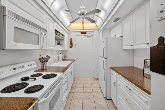 3333 NE 34 1612, Fort Lauderdale, FL 33308