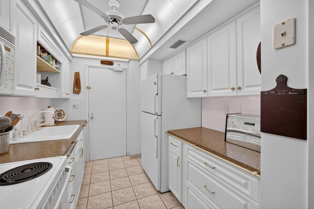 3333 NE 34 1612, Fort Lauderdale, FL 33308