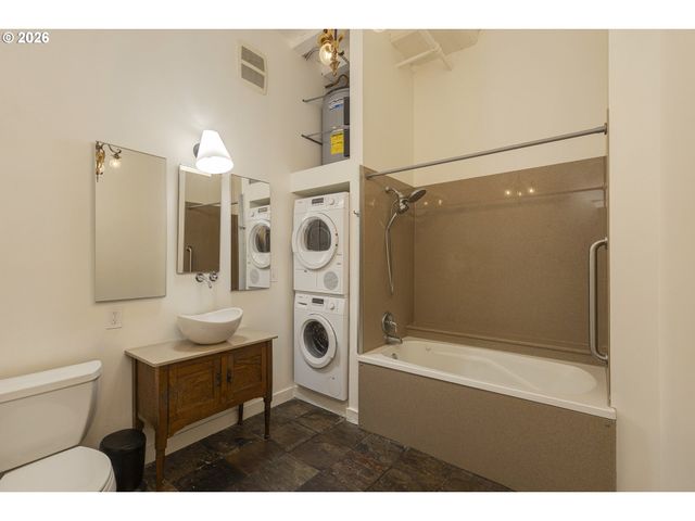 1314 Nw IRVING St 605, Portland, OR 97209