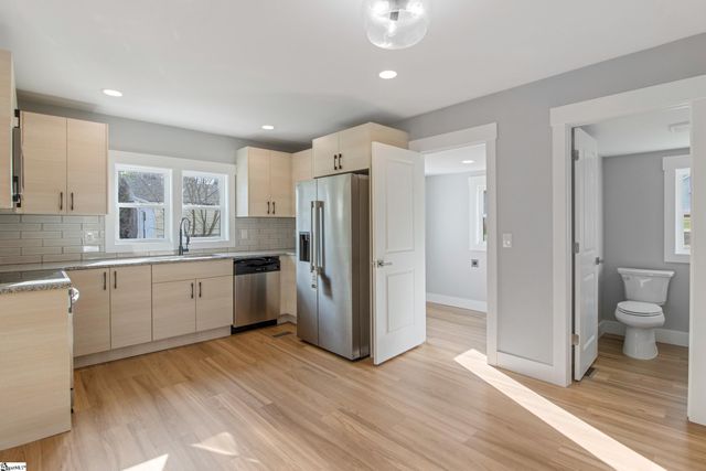 10 Adger Street, Spartanburg, SC 29301