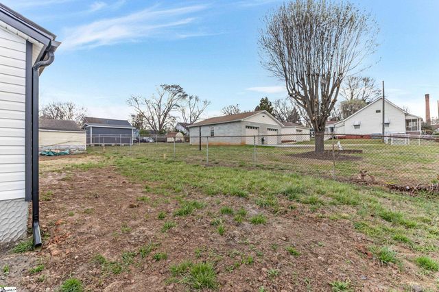 10 Adger Street, Spartanburg, SC 29301