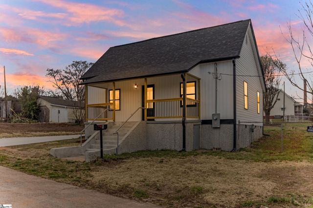 10 Adger Street, Spartanburg, SC 29301