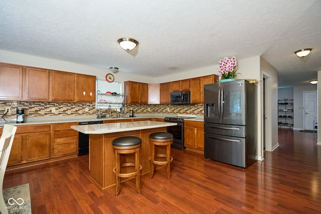 4522 Angelica Drive, Indianapolis, IN 46237