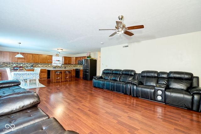 4522 Angelica Drive, Indianapolis, IN 46237