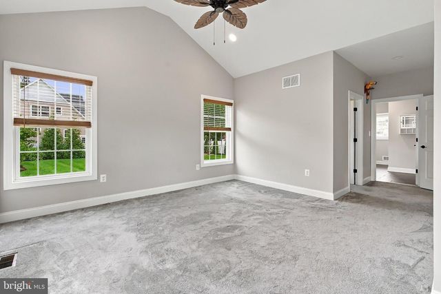 222 FRIENDSHIP RD, Howell, NJ 07731