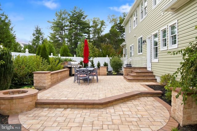222 FRIENDSHIP RD, Howell, NJ 07731