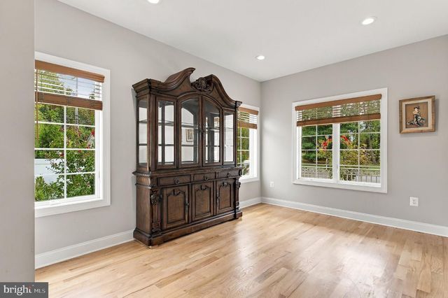 222 FRIENDSHIP RD, Howell, NJ 07731