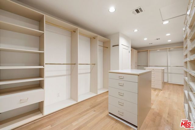 1121 La Collina Drive, Beverly Hills, CA 90210