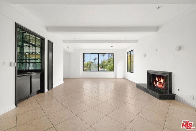 1121 La Collina Drive, Beverly Hills, CA 90210
