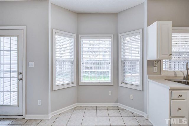 121 Danesway Drive, Holly Springs, NC 27540