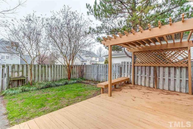 121 Danesway Drive, Holly Springs, NC 27540