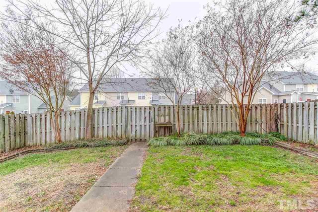 121 Danesway Drive, Holly Springs, NC 27540